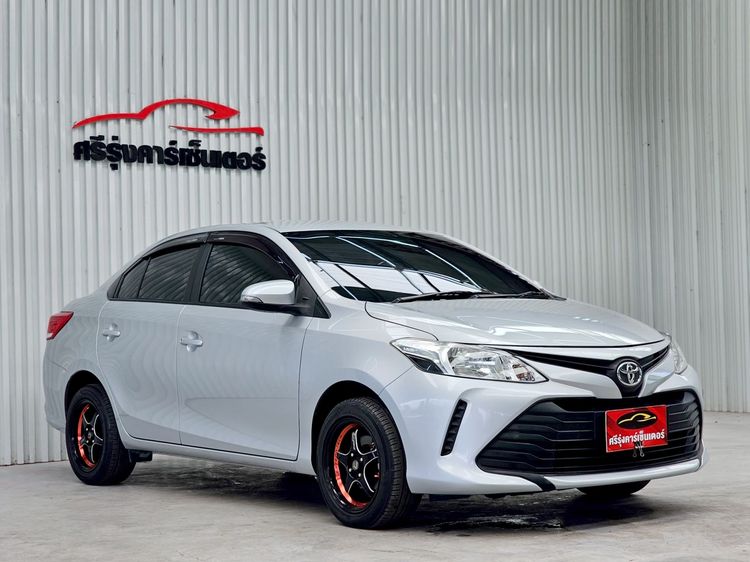 Toyota Vios 2018 1.5 J Sedan เบนซิน ไม่ติดแก๊ส เกียร์อัตโนมัติ เทา รูปที่ 3