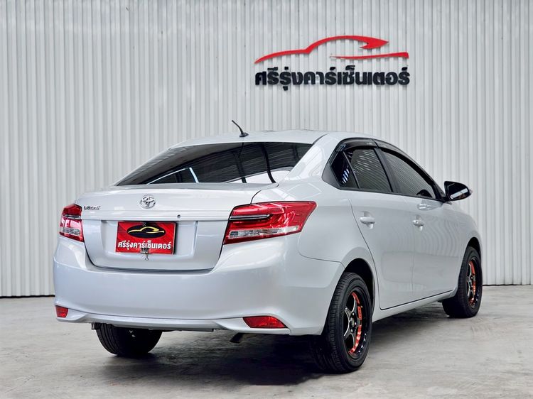 Toyota Vios 2018 1.5 J Sedan เบนซิน ไม่ติดแก๊ส เกียร์อัตโนมัติ เทา รูปที่ 4