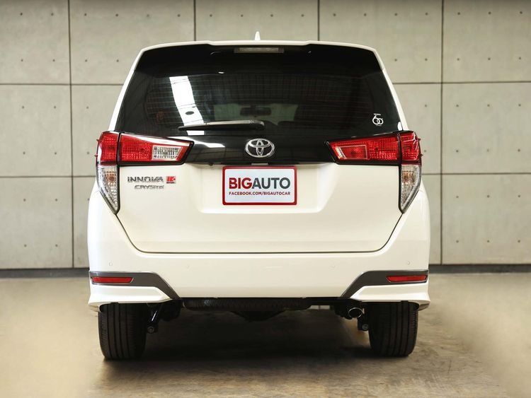Toyota Innova 2022 2.8 Crysta Premium Utility-car เบนซิน เกียร์อัตโนมัติ ขาว รูปที่ 3