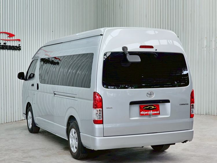 Toyota Commuter 2014 3.0 Van ดีเซล ไม่ติดแก๊ส เกียร์ธรรมดา เทา รูปที่ 4