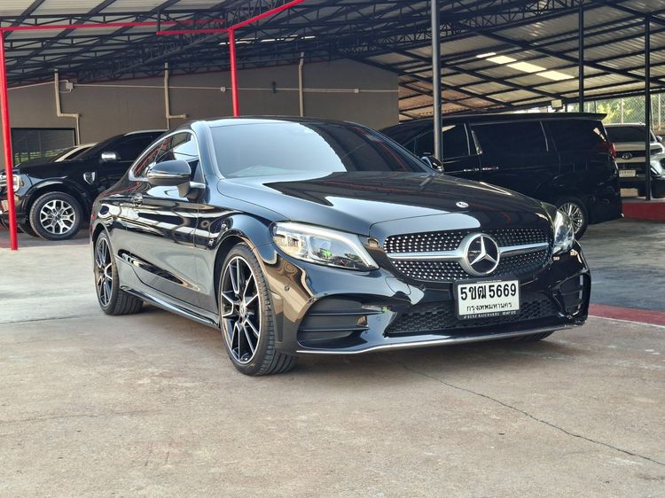 Mercedes-Benz C-Class 2022 C200 Sedan เบนซิน เกียร์อัตโนมัติ ดำ รูปที่ 3