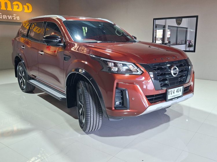 รถ Nissan Terra 2.3 VL สี น้ำตาล