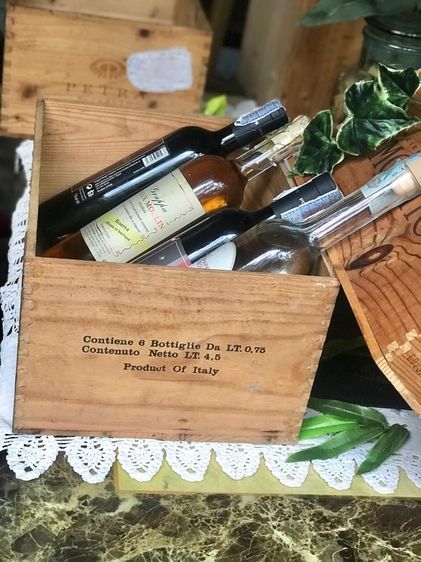 Italy wines wooden boxes 