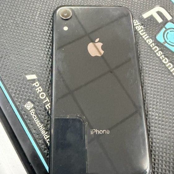 I phone xr 64