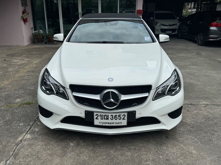 Mercedes-Benz E-Class 2015 E200 Sedan เบนซิน ไม่ติดแก๊ส เกียร์อัตโนมัติ ขาว รูปที่ 2