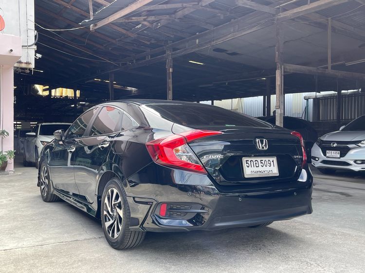 Honda Civic 2017 1.8 EL i-VTEC Sedan เบนซิน ไม่ติดแก๊ส เกียร์อัตโนมัติ ดำ รูปที่ 4