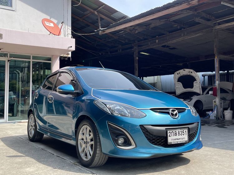 รถ Mazda Mazda 2 1.5 Spirit Sports สี ฟ้า