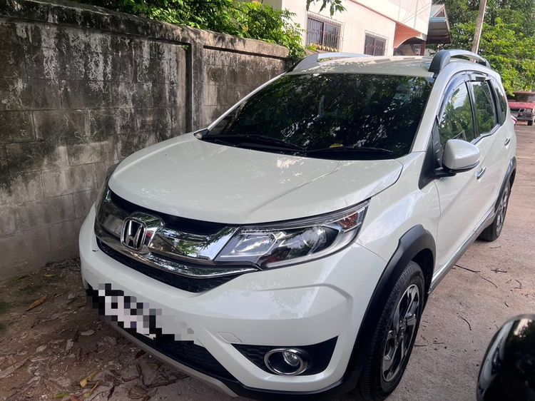 รถ Honda BR-V 1.5 SV สี ขาว