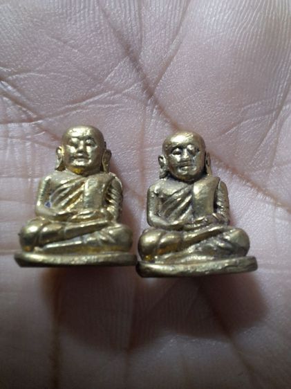 หลวงพ่อเงินวัดบางคลาน เป็นคู่