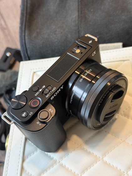 Sony ZV-E10 + 16-50mm OSS