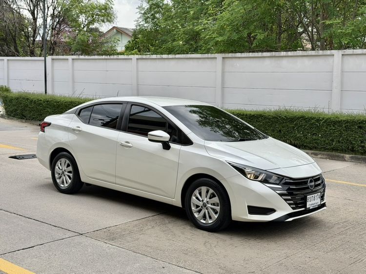 รถ Nissan Almera 1.0 EL สี ขาว