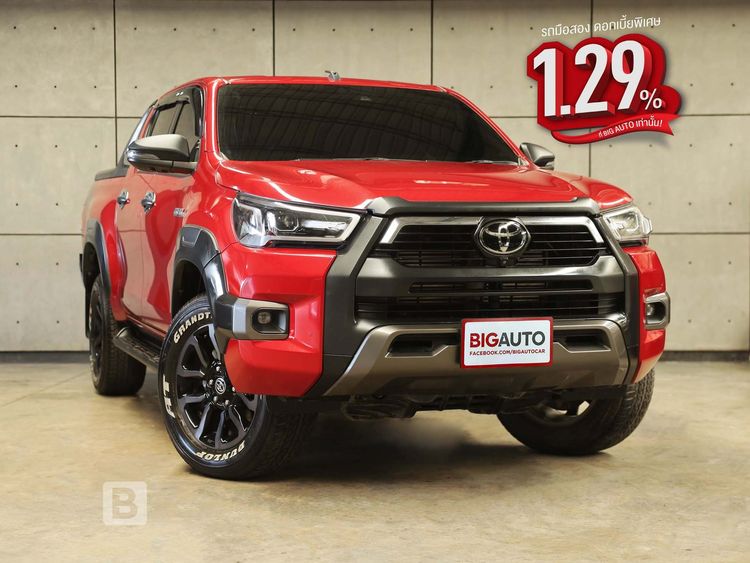 รถ Toyota Hilux Revo Double Cab Prerunner 2x4 2.4 Rocco สี แดง