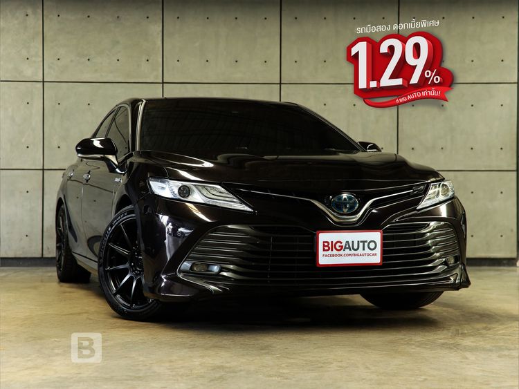 รถ Toyota Camry 2.5 Hybrid Premium สี ดำ