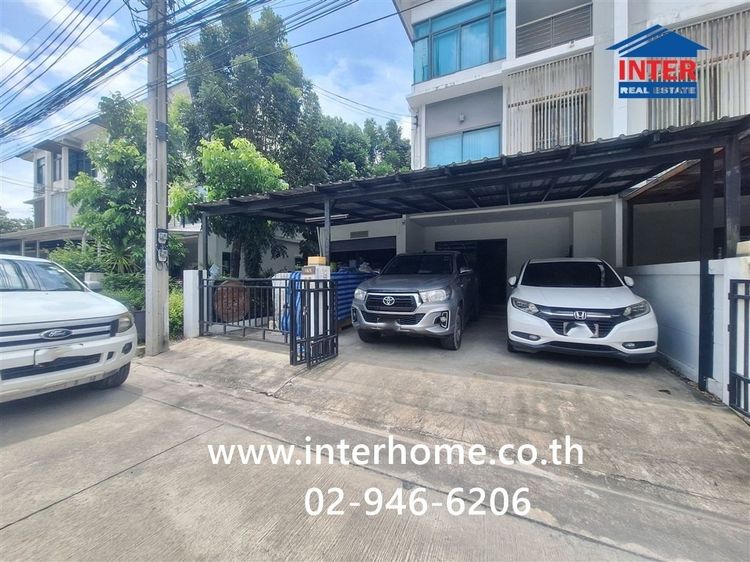 ทาวน์โฮม 3 ชั้น 32.8 ตร.ว. หมู่บ้านเดอะเมทโทร พัฒนาการ-ศรีนครินทร์ บ้านทาวน์โฮมอ่อนนุช ซอยอ่อนนุช80 ถนนอ่อนนุช ถนนพัฒนาการ เขตประเวศ กรุงเทพ