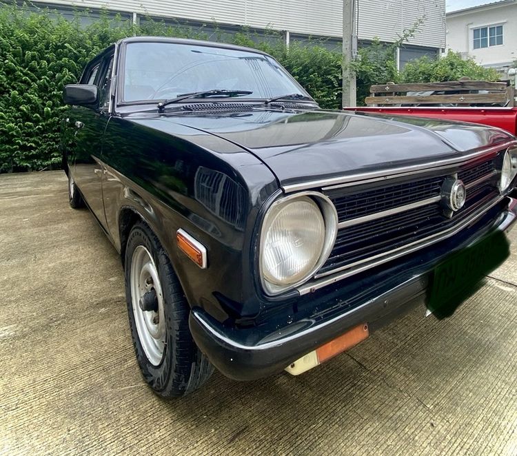Nissan Sunny 1976 1.3 DX Sedan เบนซิน ไม่ติดแก๊ส เกียร์ธรรมดา ดำ