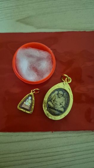 ขายถูกมือ 1 จี้สร้อยหลวงปู่ทวดหุ้มทอง แถมพระปู่ทวดแท้ ลดจาก 3,300