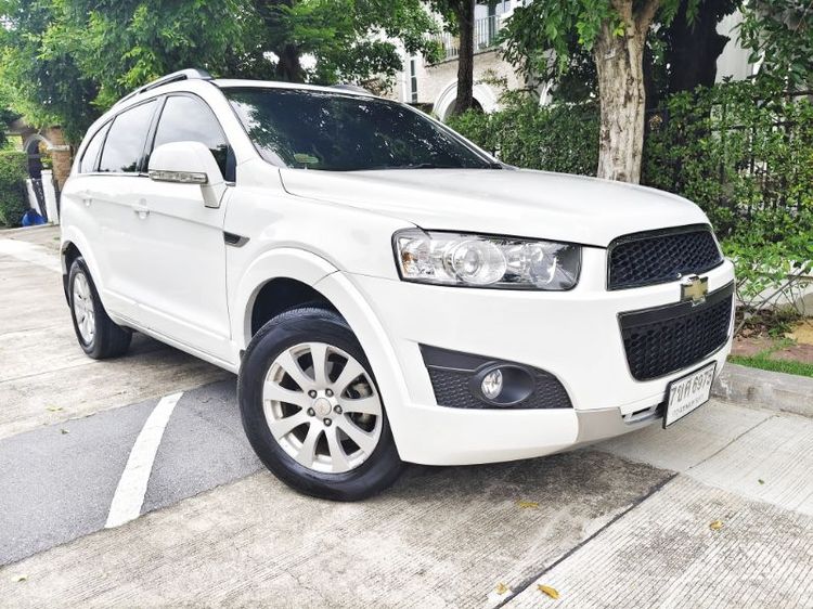 รถ Chevrolet Captiva 2.0 LSX สี ขาว