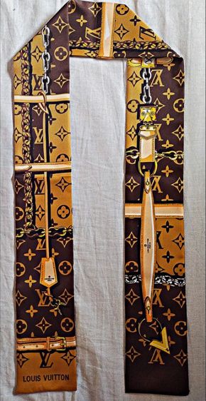 เครื่องตกแต่งผม ผ้าผูกผม พันคอ Louis Vuitton
