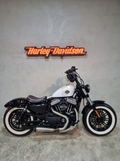 ฮาเล่ย์ 48ปี17 ไมล์ ของแต่งครบครบ ยางพึ่งเปลี่ยนใหม่ราคา 499,999฿
