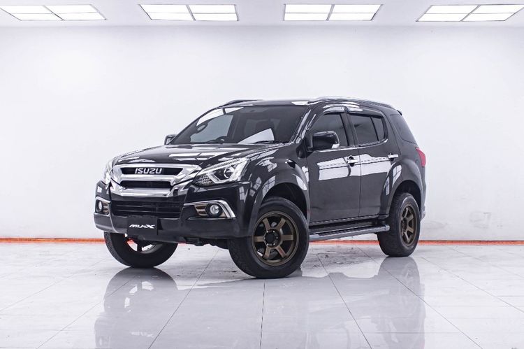 รถ Isuzu MU-X 1.9 DVD สี ดำ