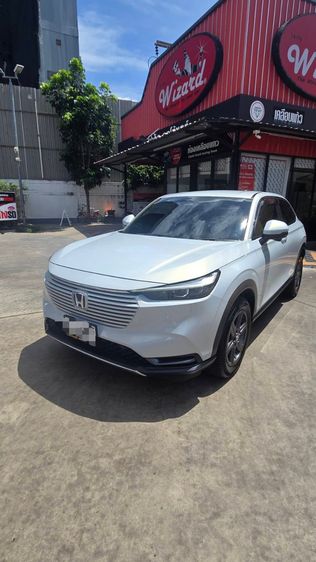 รถ Honda HR-V 1.5 EL e:HEV สี บรอนซ์เงิน