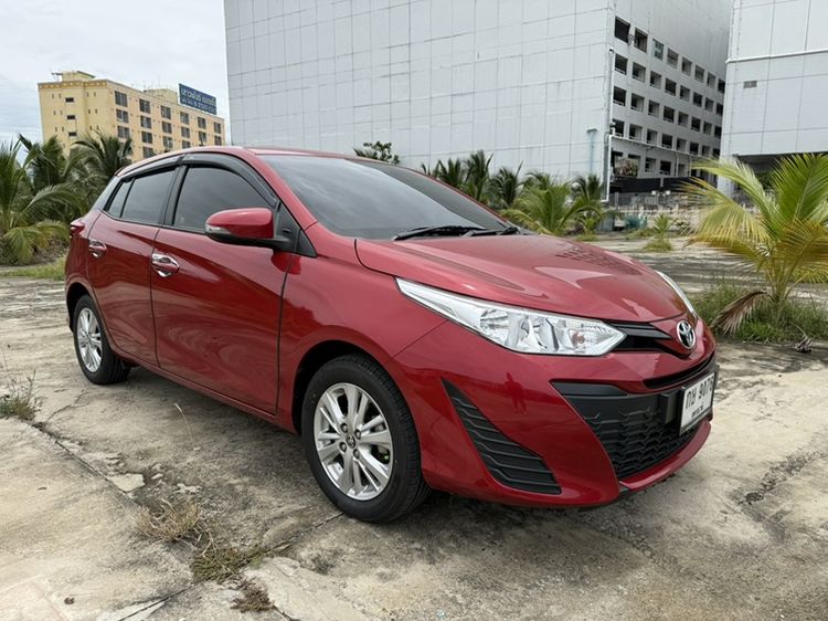 Toyota Yaris 2018 1.2 E Sedan เบนซิน ไม่ติดแก๊ส เกียร์อัตโนมัติ แดง