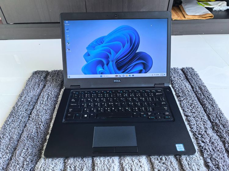 วินโดว์ 8 กิกะไบต์ HDMI ไม่ใช่ Dell latitude E5480 Core i5 7300U 2.60Ghz RAM 8 Gb DDR4 SSD 256 Ghz จอ 14 นิ้ว