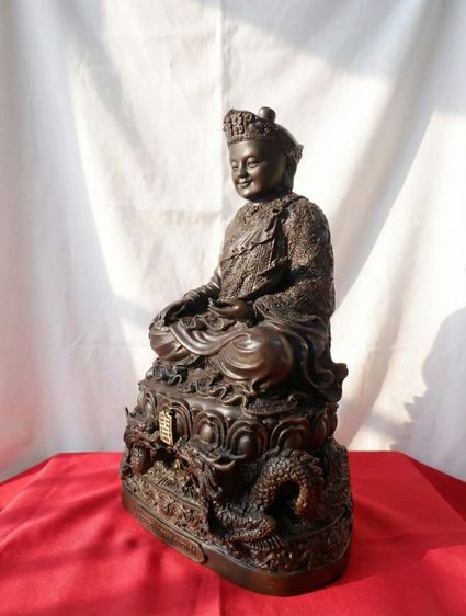 หลวงปู่ ไต้ฮงกง รุ่นฉลองครบ90ปี มูลนิธิป่อเต็กตึ๊ง ปี2543 (ปีมังกรทอง) หน้าตัก9นิ้ว เนื้อโลหะทองเหลือง รูปที่ 2