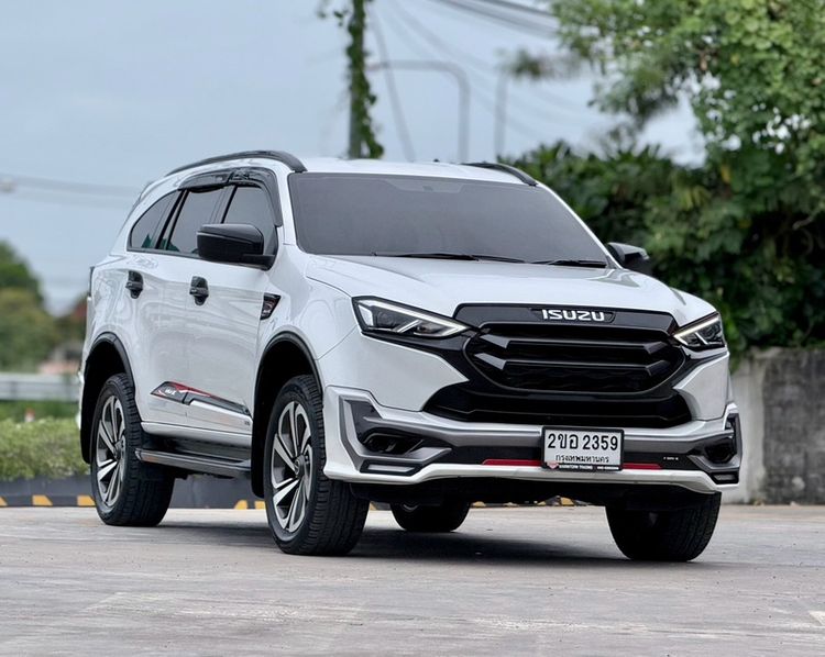 รถ Isuzu MU-X 1.9 Active 2WD สี ขาว