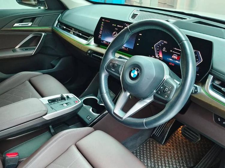 BMW X1 2023 2.0 sDrive20d xLine Utility-car ดีเซล ไม่ติดแก๊ส เกียร์อัตโนมัติ ขาว รูปที่ 4