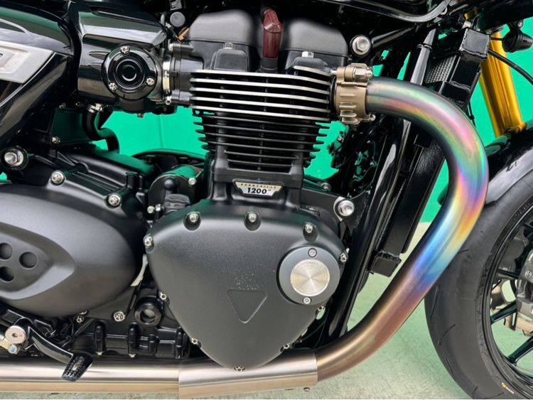 Triumph Speed twin1200 สีดำ ปี22จด23 วิ่ง2,000 โล  รูปที่ 7