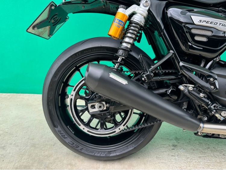 Triumph Speed twin1200 สีดำ ปี22จด23 วิ่ง2,000 โล  รูปที่ 12