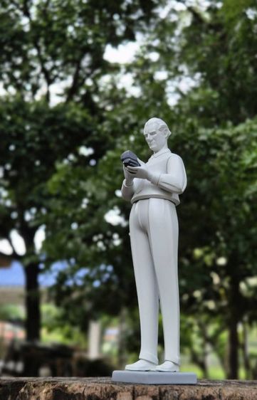 Prof. Silpa Bhirasri ver 2 is the result of Dinsai Studio correctly.NO. 30Type: resin statue modelMaterial: resinColor: classic greyScale: 1 รูปที่ 4