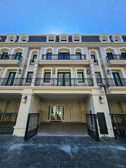 ✨ Luxury Townhome for Rent at The Welton Rama 3 ✨ 