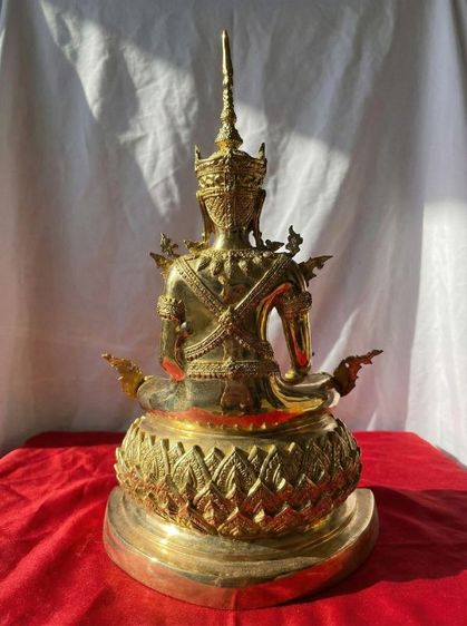 พระมหาจักรพรรดิ วัดหน้าพระเมรุ จ.อยุธยา ปี2548 หน้าตัก7นิ้ว เนื้อทองเหลือง สองกษัตริย์ รูปที่ 3