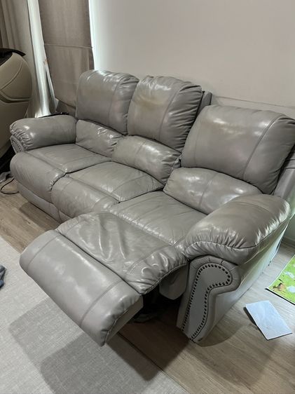 sofa หนังแท้ผิวสัมผัส