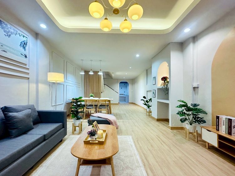 มีบางส่วน ขายทาวน์โฮมรีโนเวทใหม่ ม.วิเศษสุข 9 ประชาอุทิศ 72 ทุ่งครุ 4 ชั้น 6 ห้องนอน 4 ห้องน้ำ พร้อมอยู่ รูปที่ 2