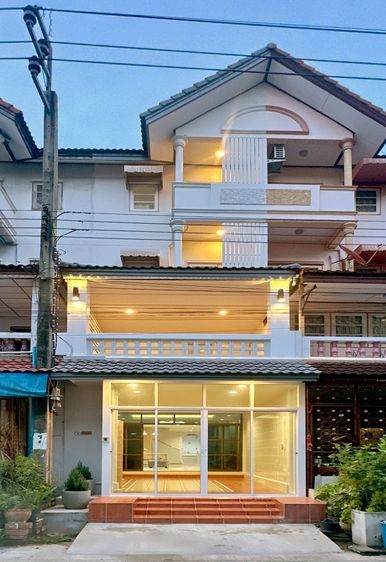 ขายทาวน์โฮมรีโนเวทใหม่ ม.วิเศษสุข 9 ประชาอุทิศ 72 ทุ่งครุ 4 ชั้น 6 ห้องนอน 4 ห้องน้ำ พร้อมอยู่