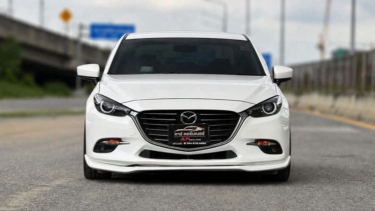 รถ Mazda Mazda3 2.0 S สี ขาว