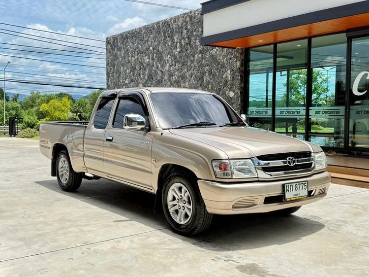 รถ Toyota Hilux Tiger 2.5 E สี ทอง