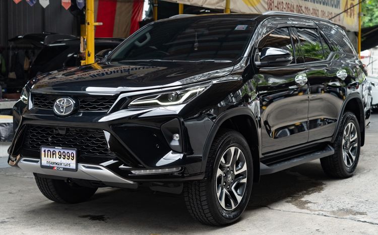 Toyota Fortuner 2025 2.4 Leader G Utility-car ดีเซล ไม่ติดแก๊ส เกียร์อัตโนมัติ ดำ รูปที่ 2
