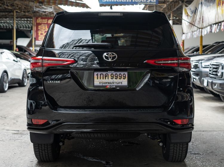Toyota Fortuner 2025 2.4 Leader G Utility-car ดีเซล ไม่ติดแก๊ส เกียร์อัตโนมัติ ดำ รูปที่ 4
