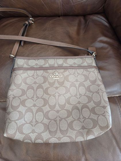 กระเป๋าสะพาย Coach แท้ ถูก รูปที่ 3