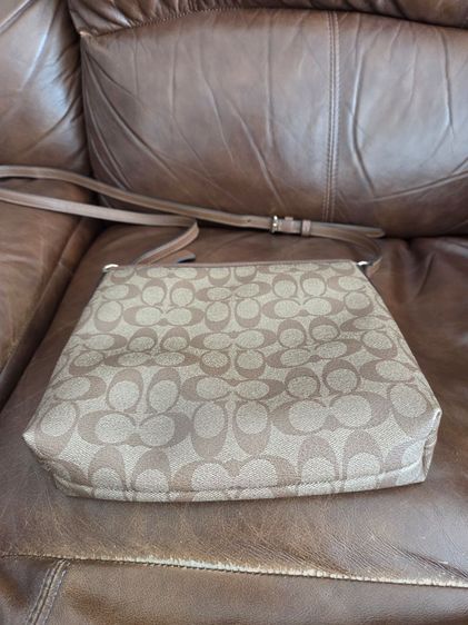 กระเป๋าสะพาย Coach แท้ ถูก รูปที่ 2