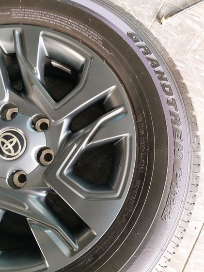 ยางป้ายแดง dunlop 265 60 18 ปี 26  มีตุ่มหน้ายางทุกเส้น รูปที่ 7