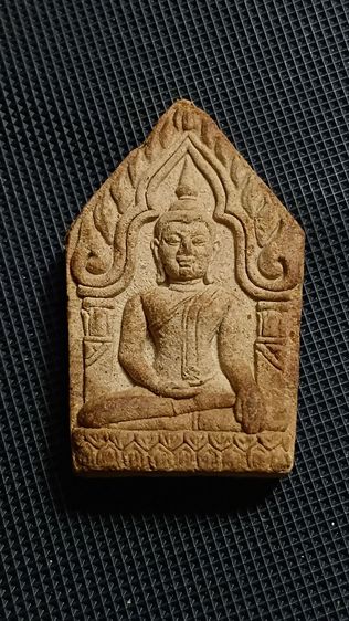ขุนแผนสะดุ้งกลับ หลวงปู่เจือ ปี 51 ฝังตะกรุด