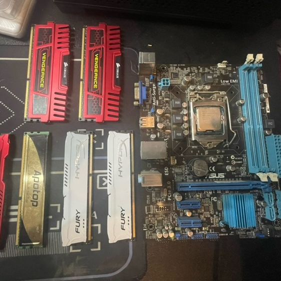 อุปกรณ์เกมส์ cpu+mainboard+ram แถมจอ