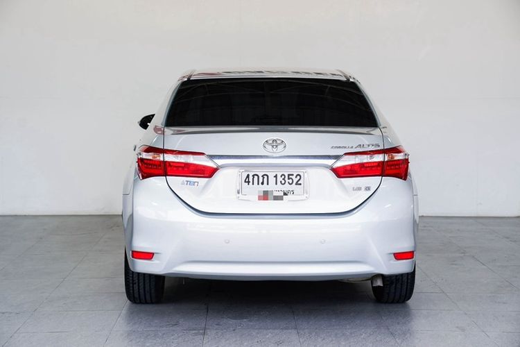 Toyota Altis 2015 1.6 G Sedan เบนซิน ไม่ติดแก๊ส เกียร์อัตโนมัติ เทา รูปที่ 2