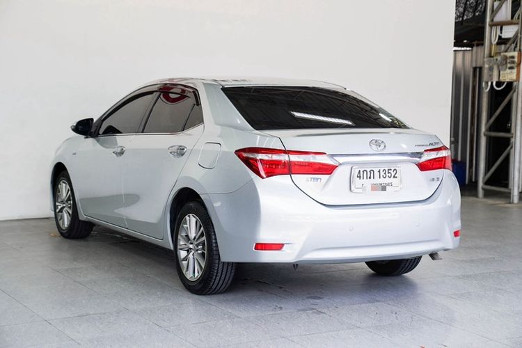 Toyota Altis 2015 1.6 G Sedan เบนซิน ไม่ติดแก๊ส เกียร์อัตโนมัติ เทา รูปที่ 4