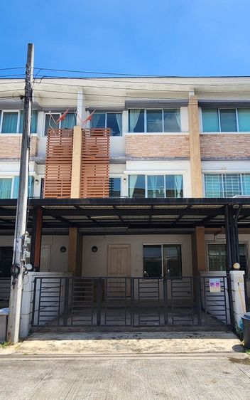 🏠 ให้เช่าทาวน์โฮม 3 ชั้น โครงการ Town Plus เกษตร–นวมินทร์